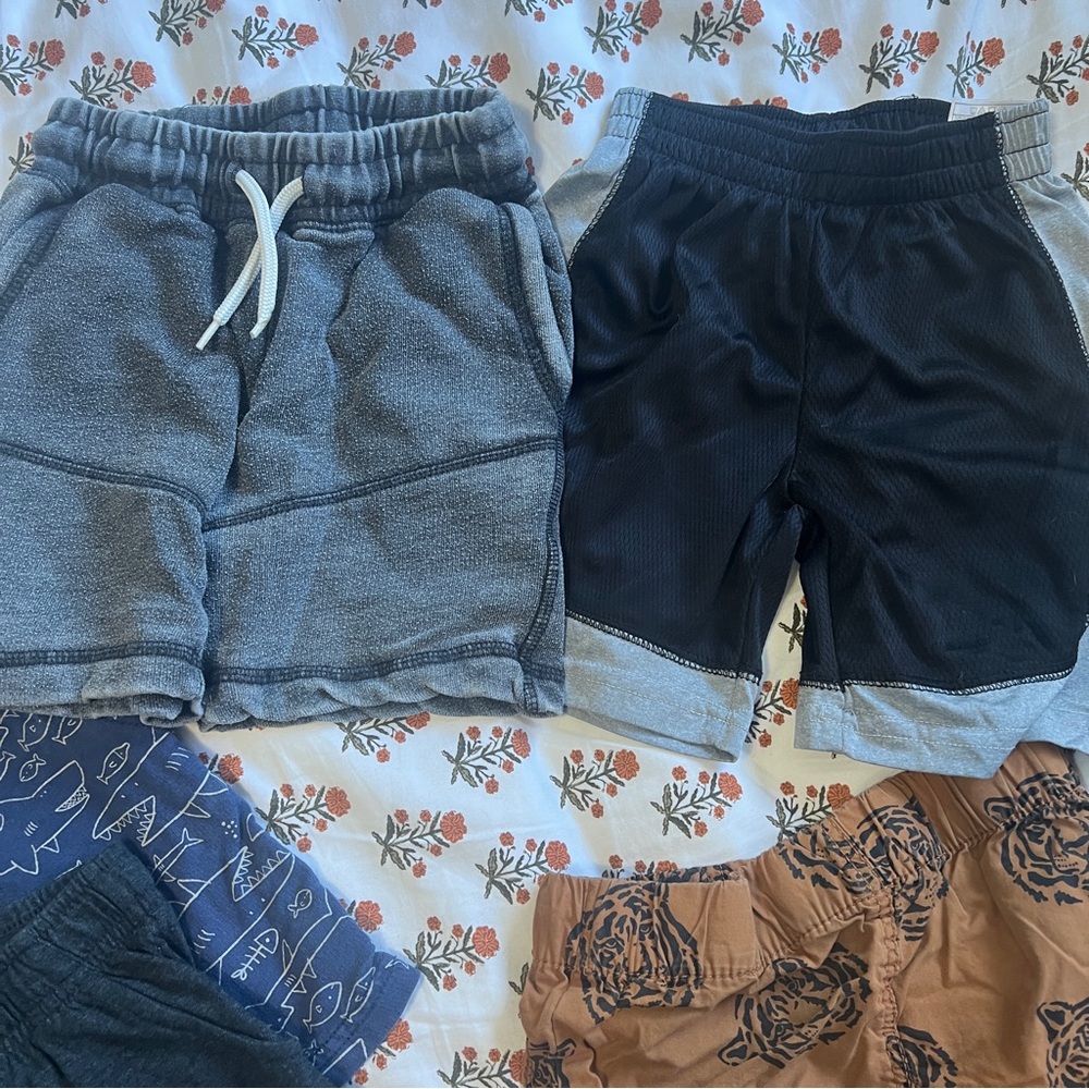 3T Kids Shorts Collection - Black, Gray, Brown, Blue and checkered - Picture 5 of 7